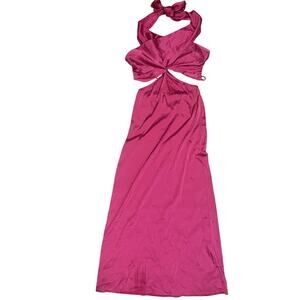 Gorgeous Y2K‑inspired pink satin criss cross halter dress ✨ Size S